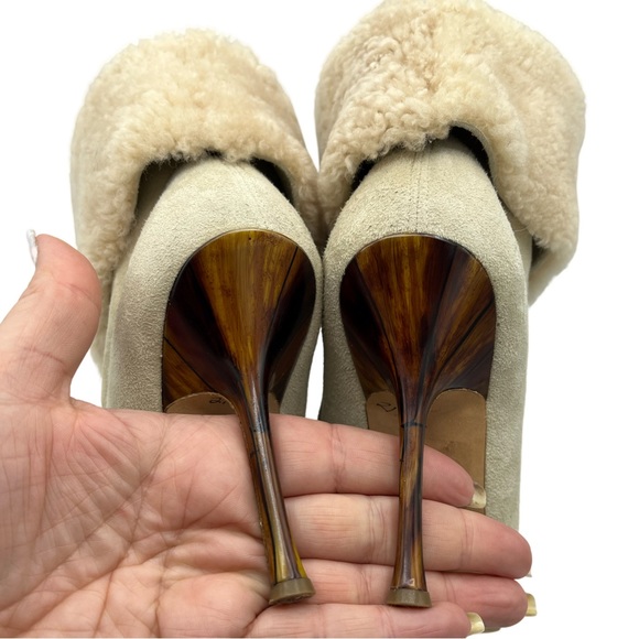 EUC JIMMY CHOO SHEARLING BOOTIES - Picture 8 of 8